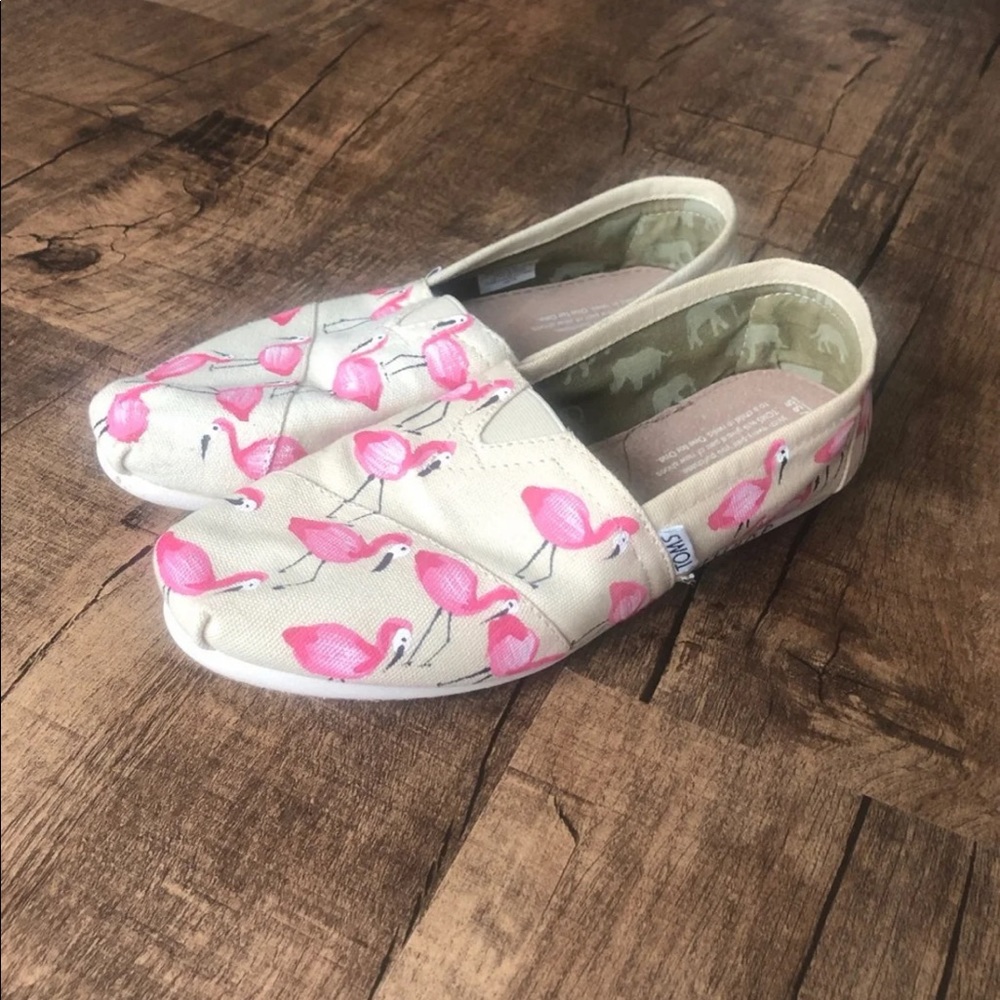 Flamingo TOMS 🦩